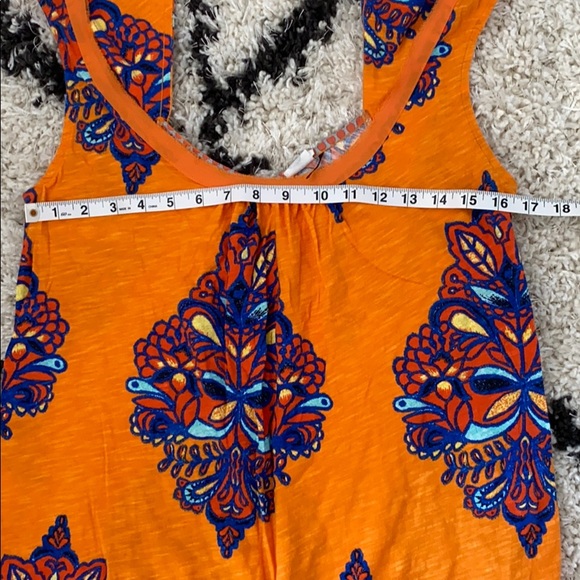 Akemi + Kin Top - Picture 7 of 8